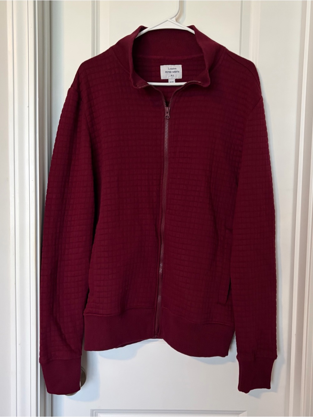 London Peter Werth- Quilted Full-Zip Jacket - Burgundy
Size US Med
